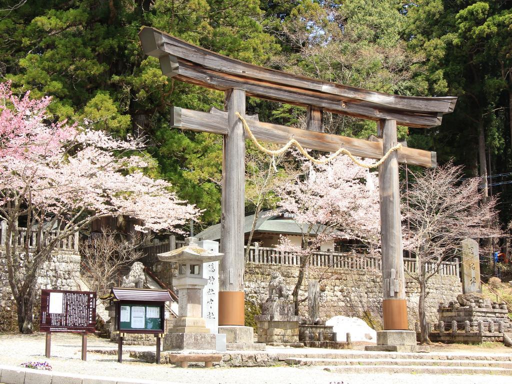 Kyuhonbo Hisayamakan Hotel Nagano Exterior photo