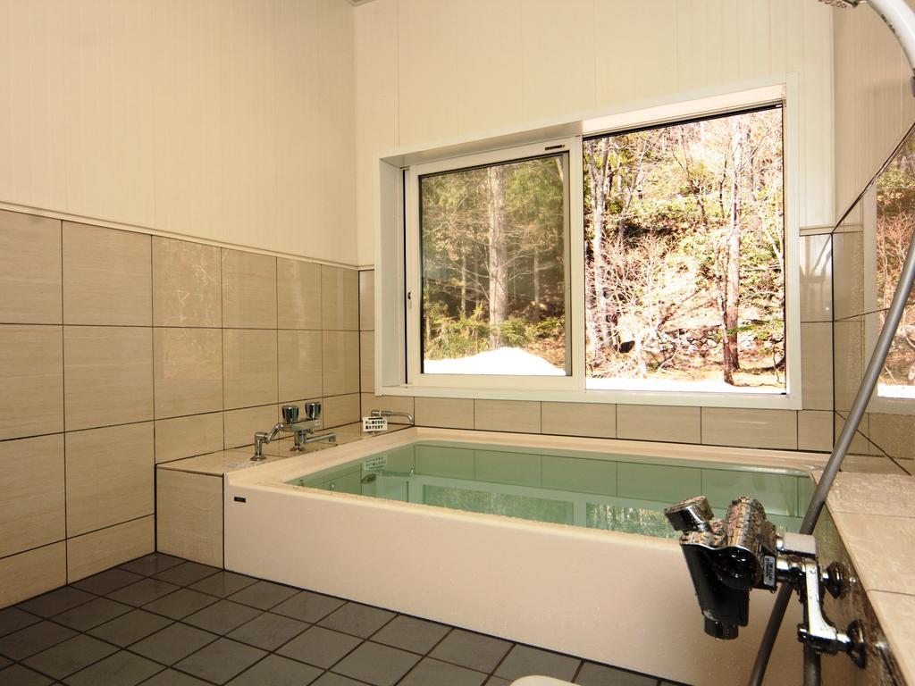 Kyuhonbo Hisayamakan Hotel Nagano Exterior photo